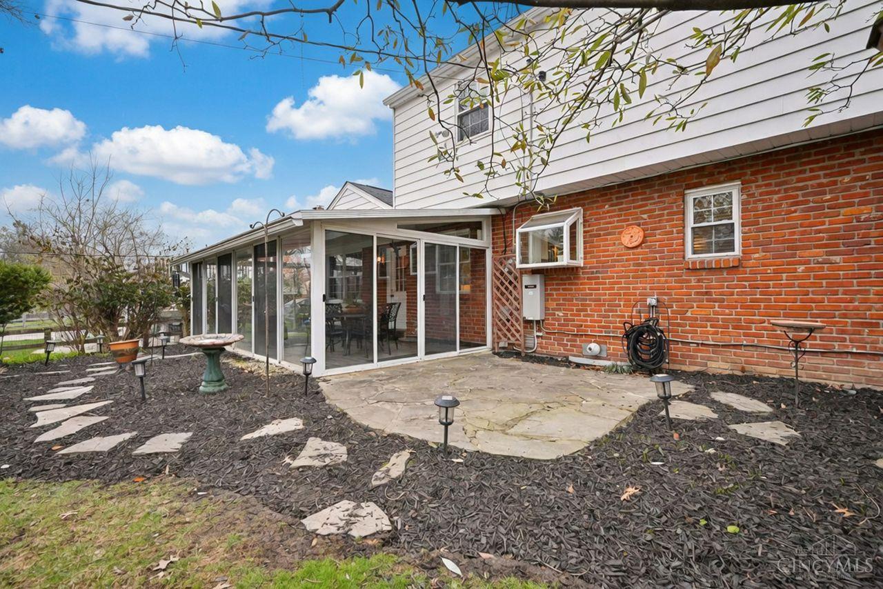 5368 Autumnwood Drive
