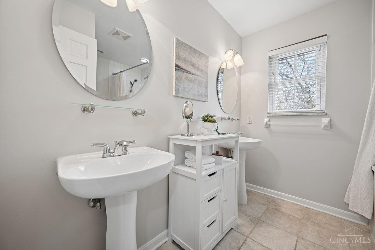 5368 Autumnwood Drive