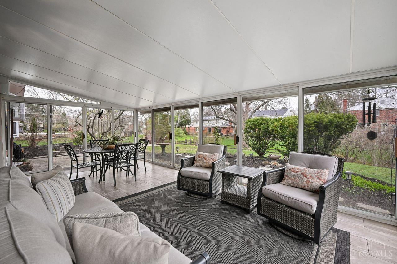 5368 Autumnwood Drive