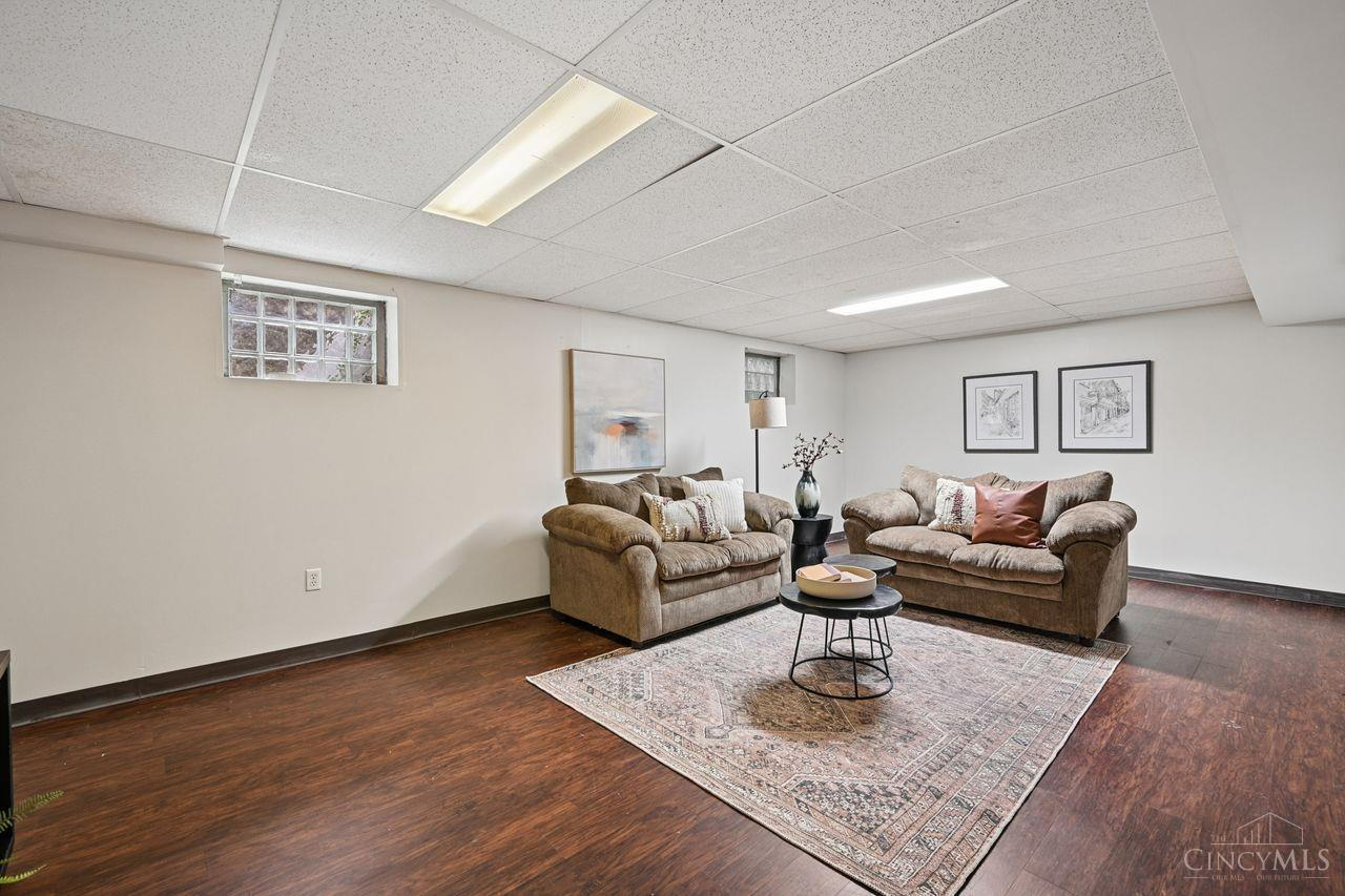 5368 Autumnwood Drive
