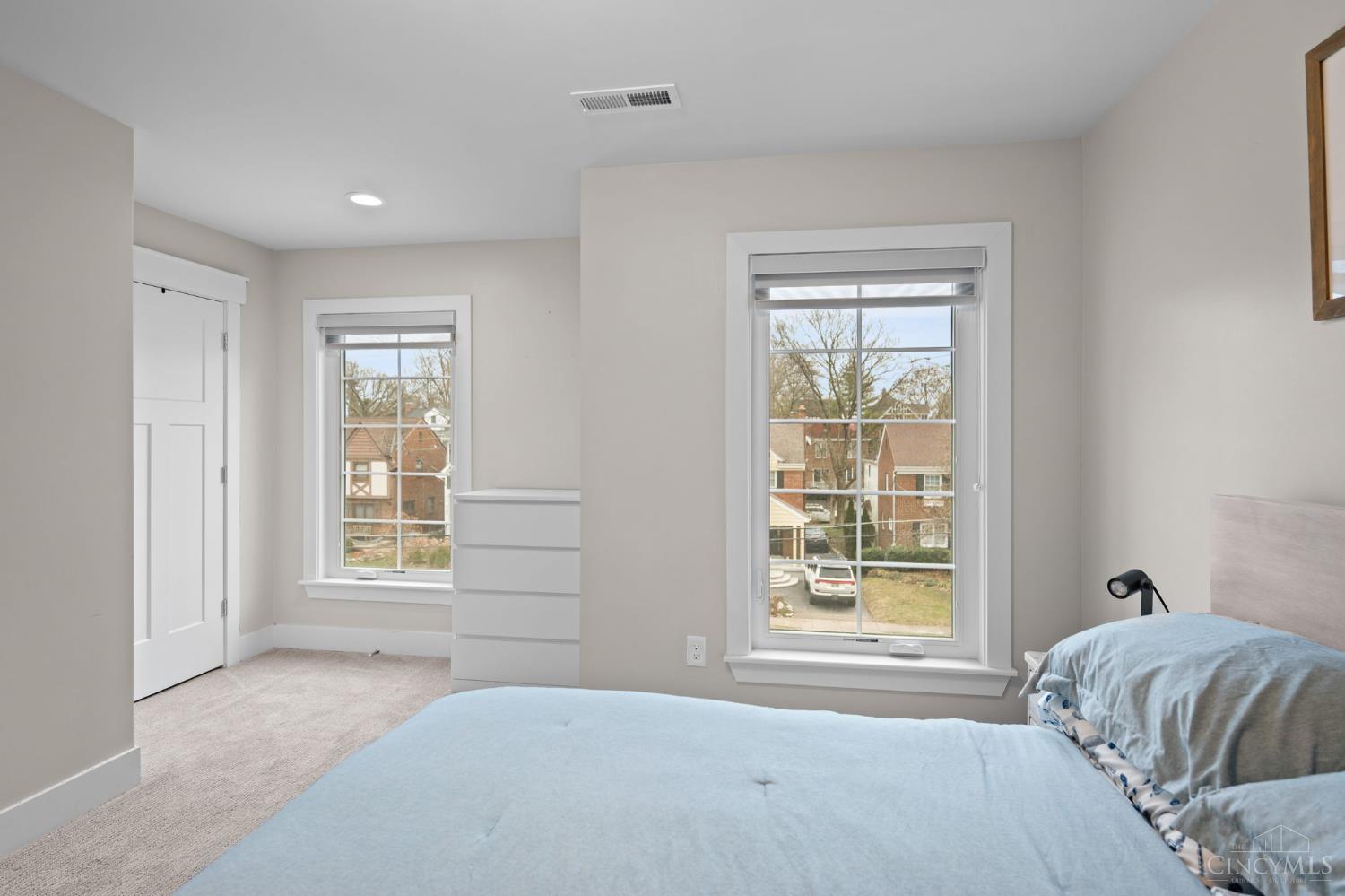 3443 Ault View Avenue