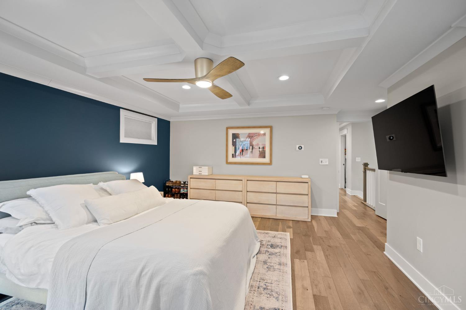 3443 Ault View Avenue