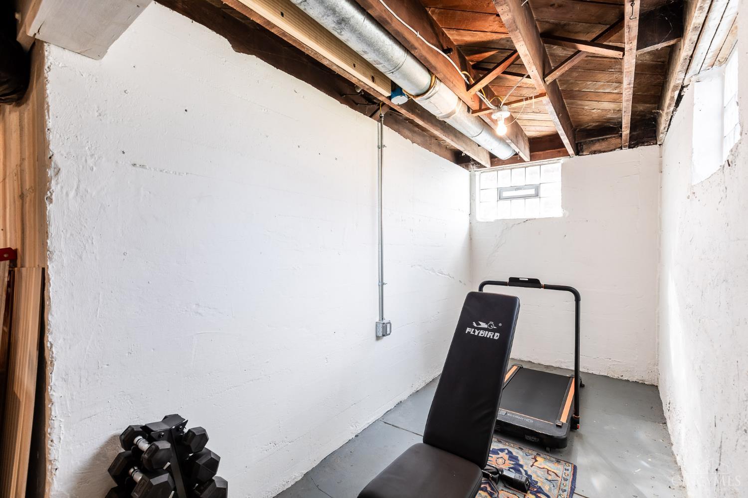 1144 Carmania Avenue