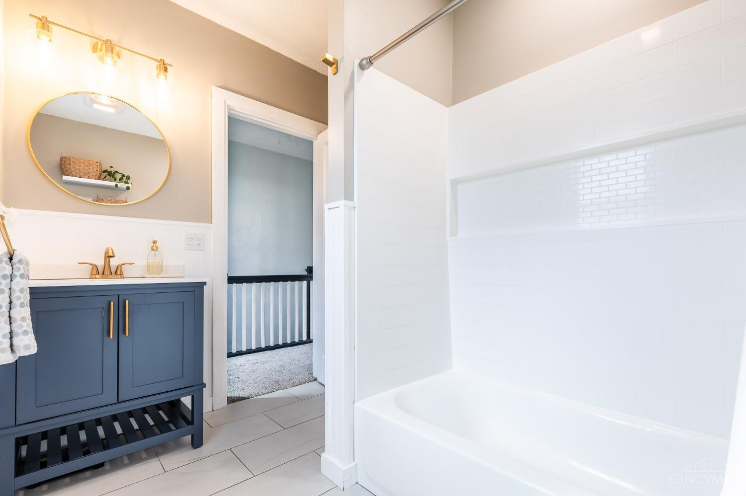 1144 Carmania Avenue