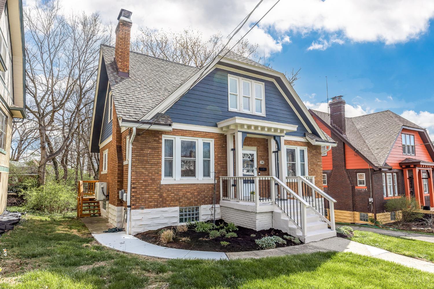 1144 Carmania Avenue