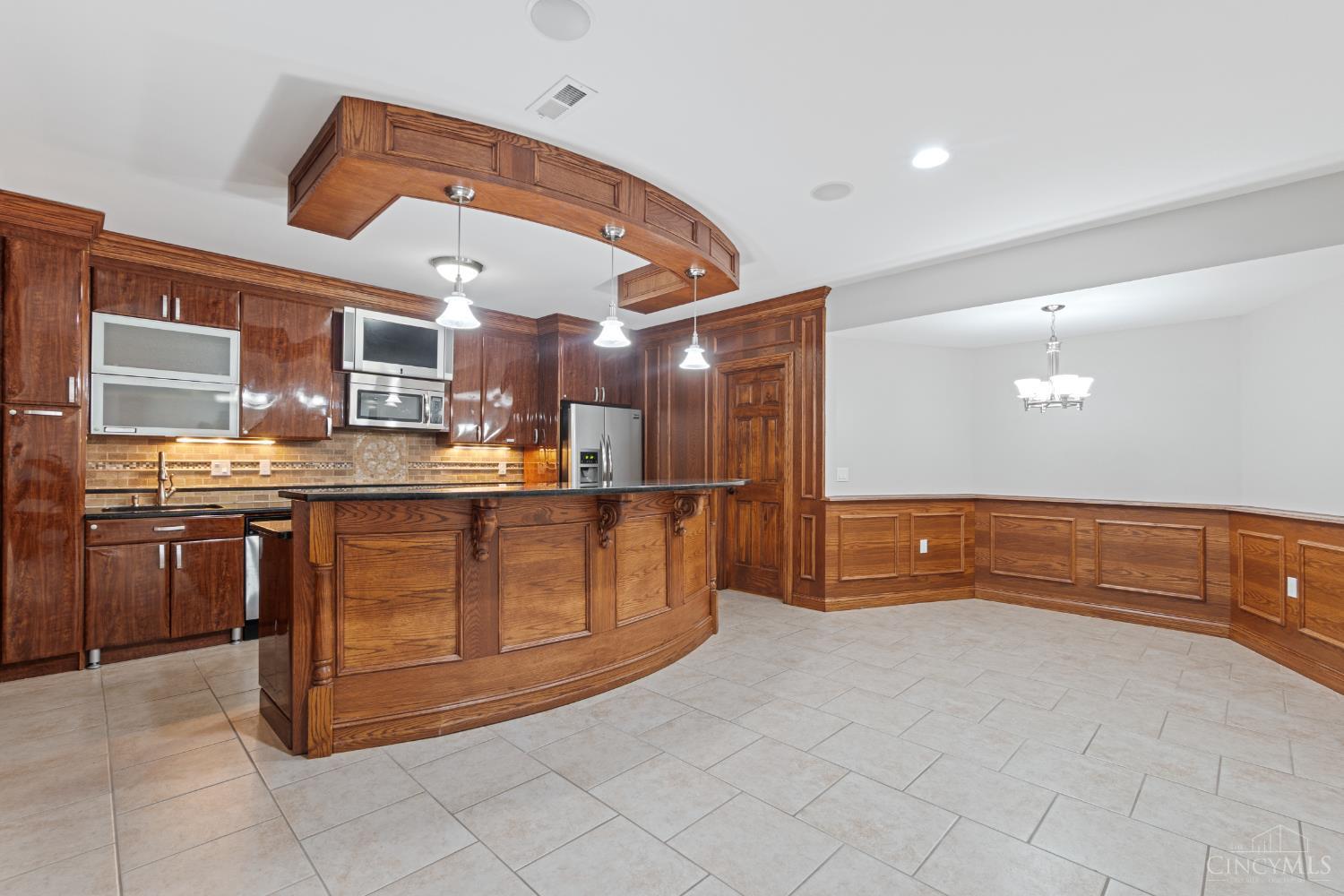 163 Compton Road