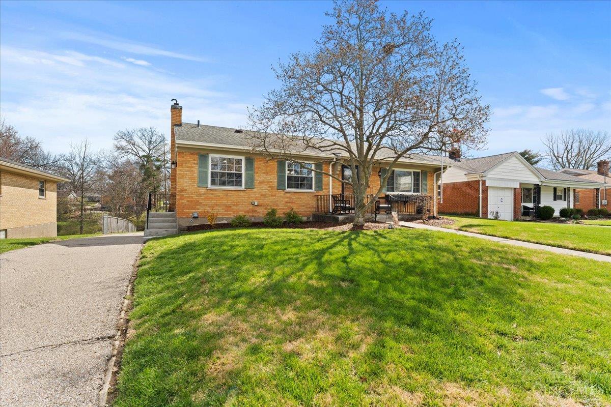 5592 Sprucewood Drive