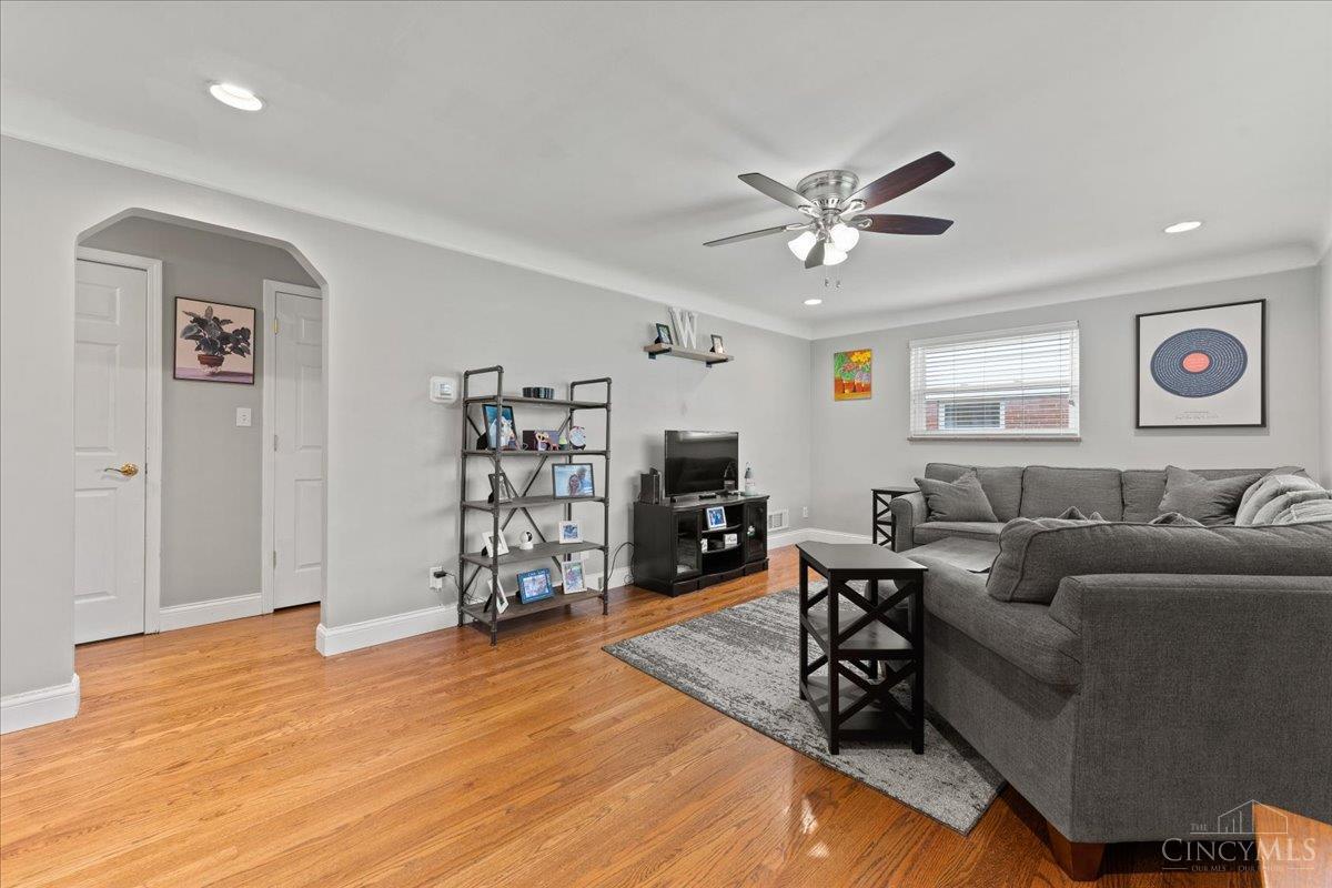 5592 Sprucewood Drive