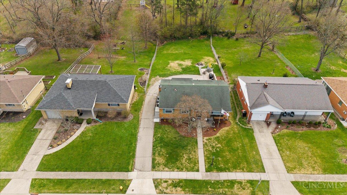 5592 Sprucewood Drive