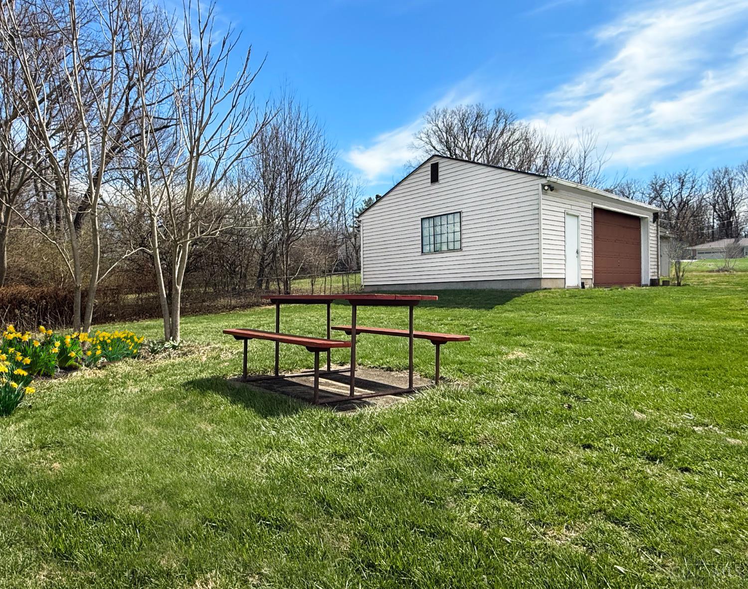 2215 Wellington Road