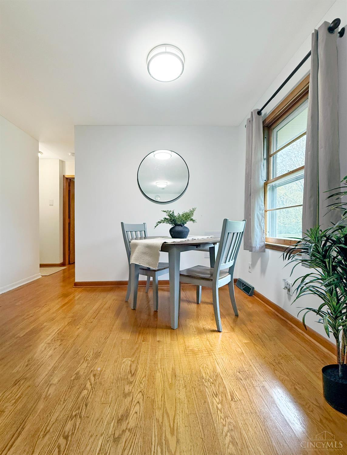 2215 Wellington Road