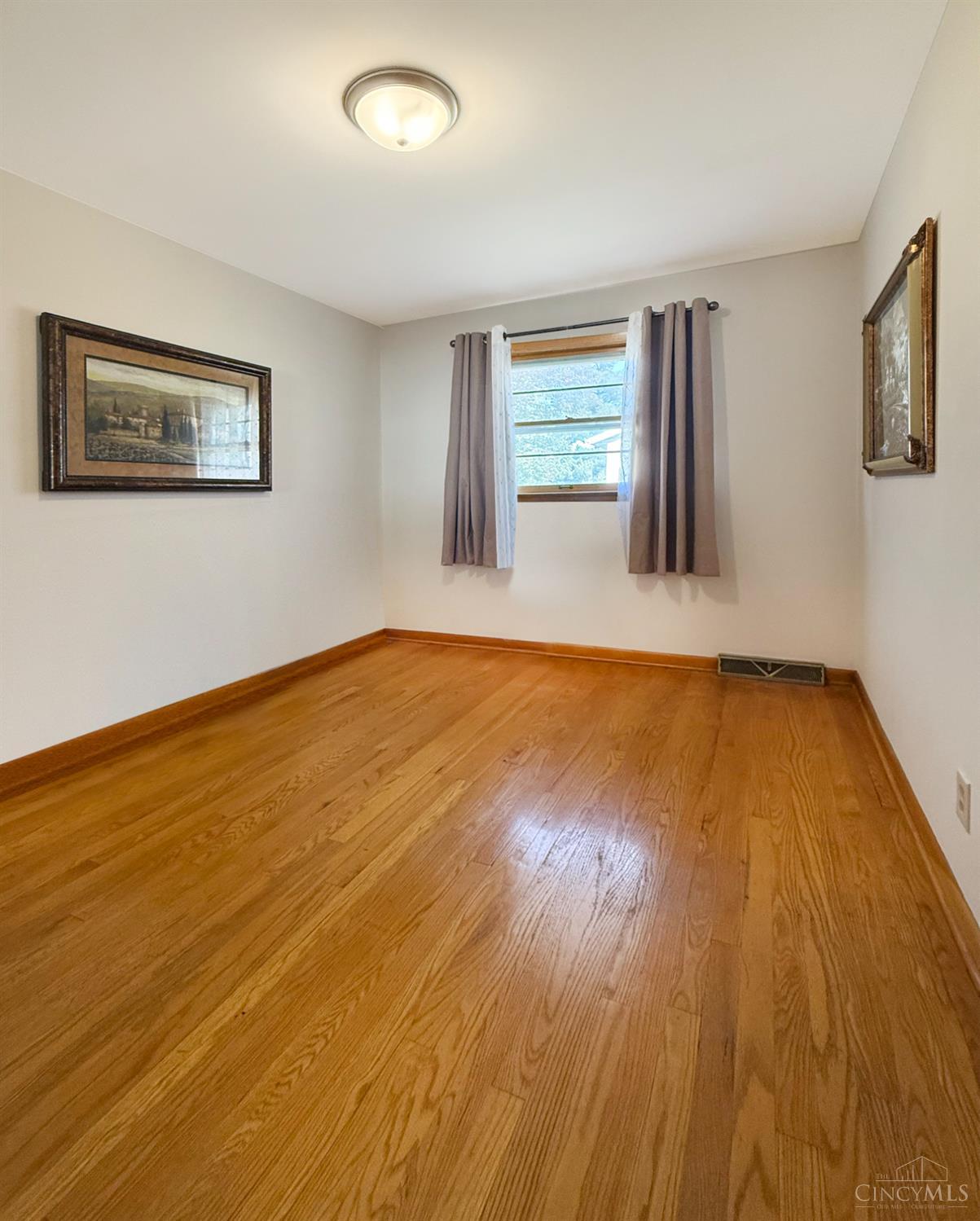 2215 Wellington Road