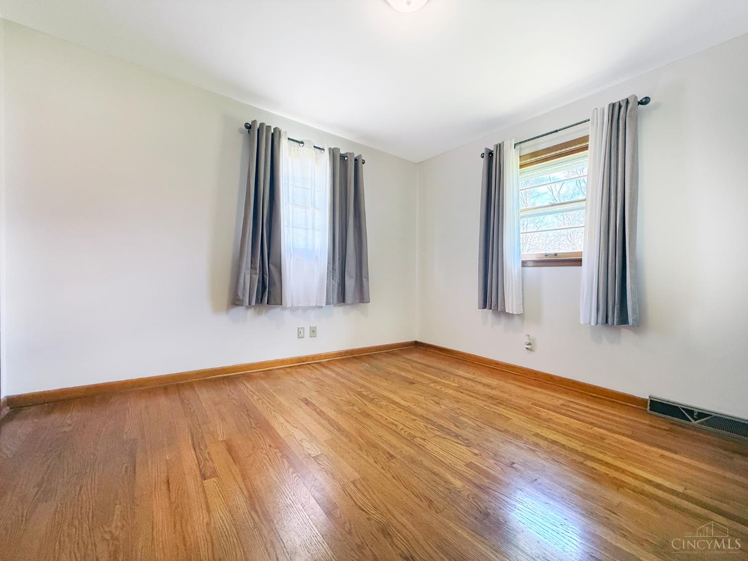 2215 Wellington Road