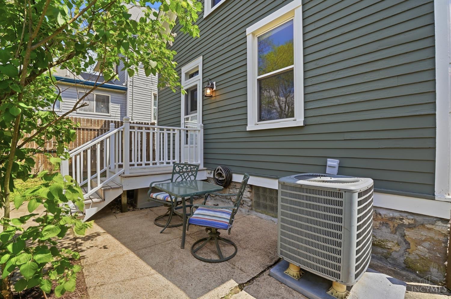231 N D Street