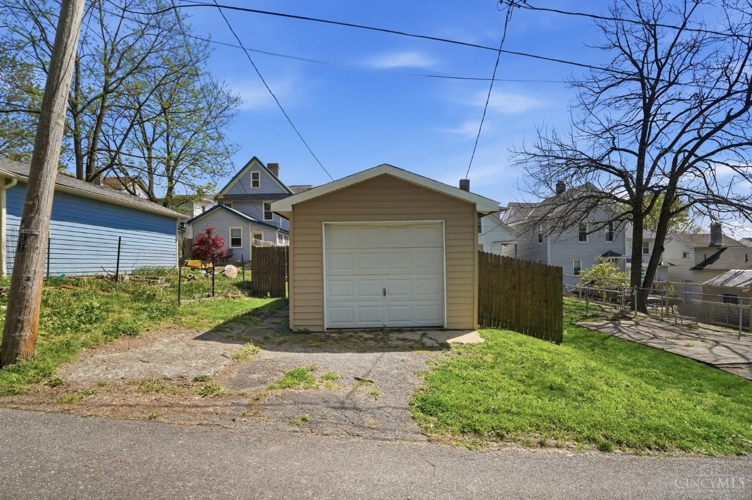 231 N D Street