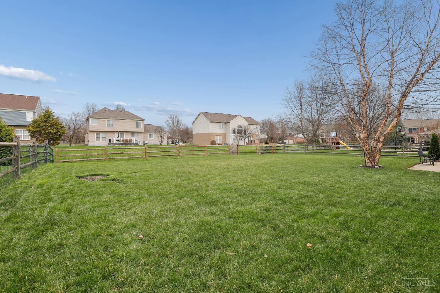 6066 Glen View