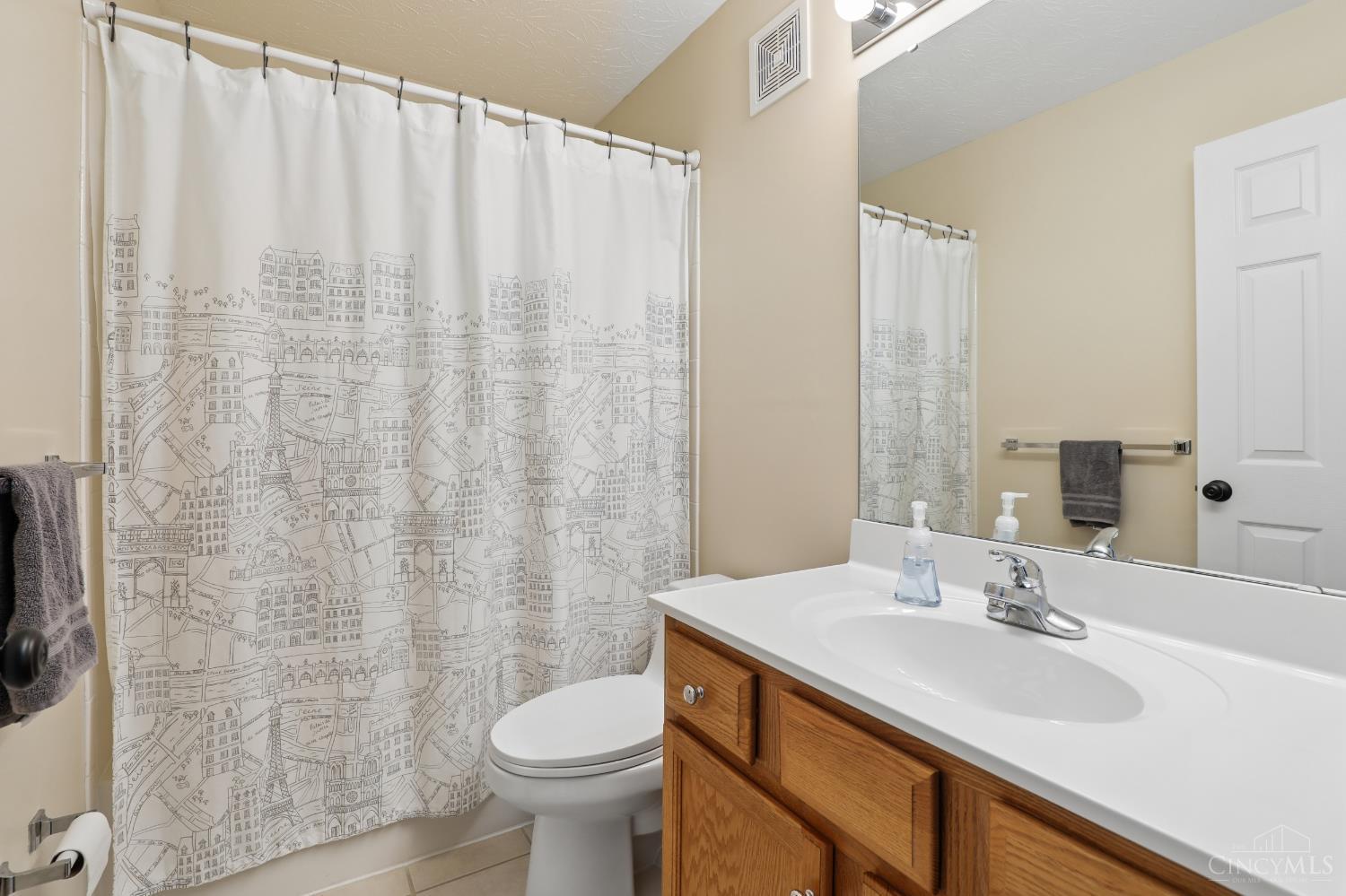 6066 Glen View
