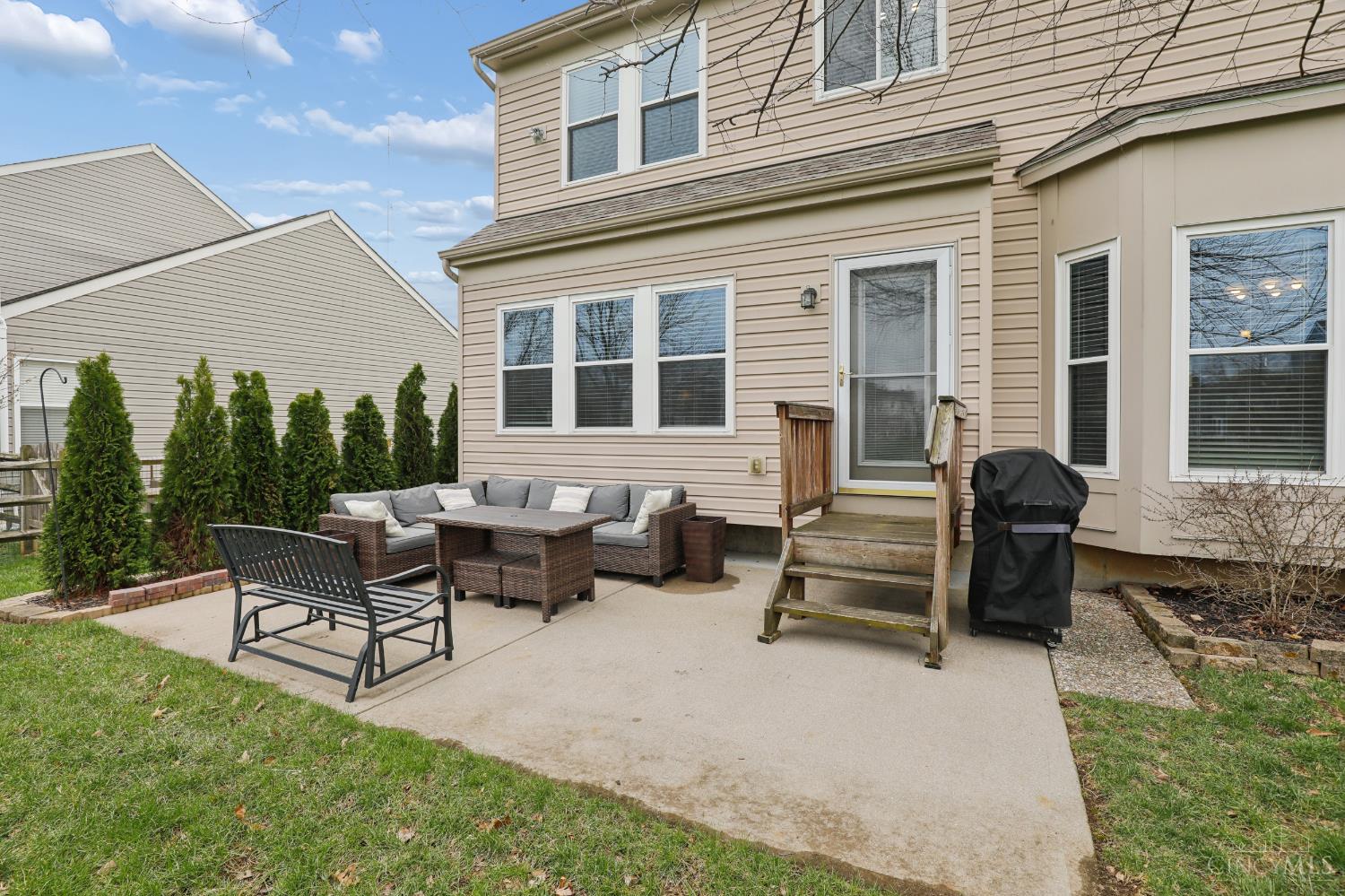 6066 Glen View