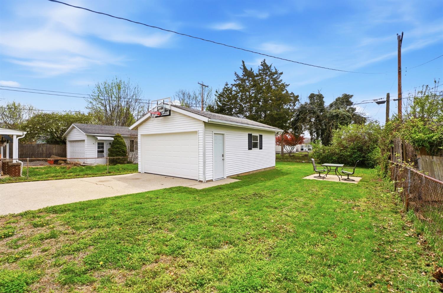 941 Foster Avenue