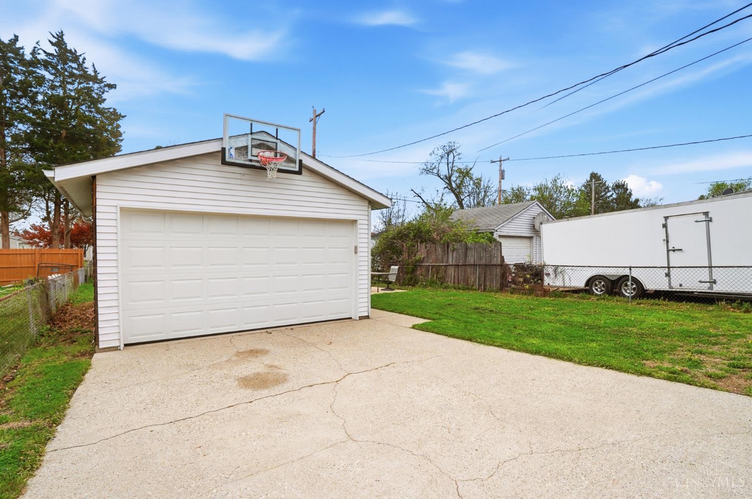 941 Foster Avenue
