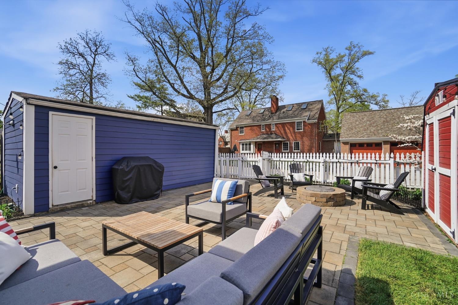 6640 Elm Street
