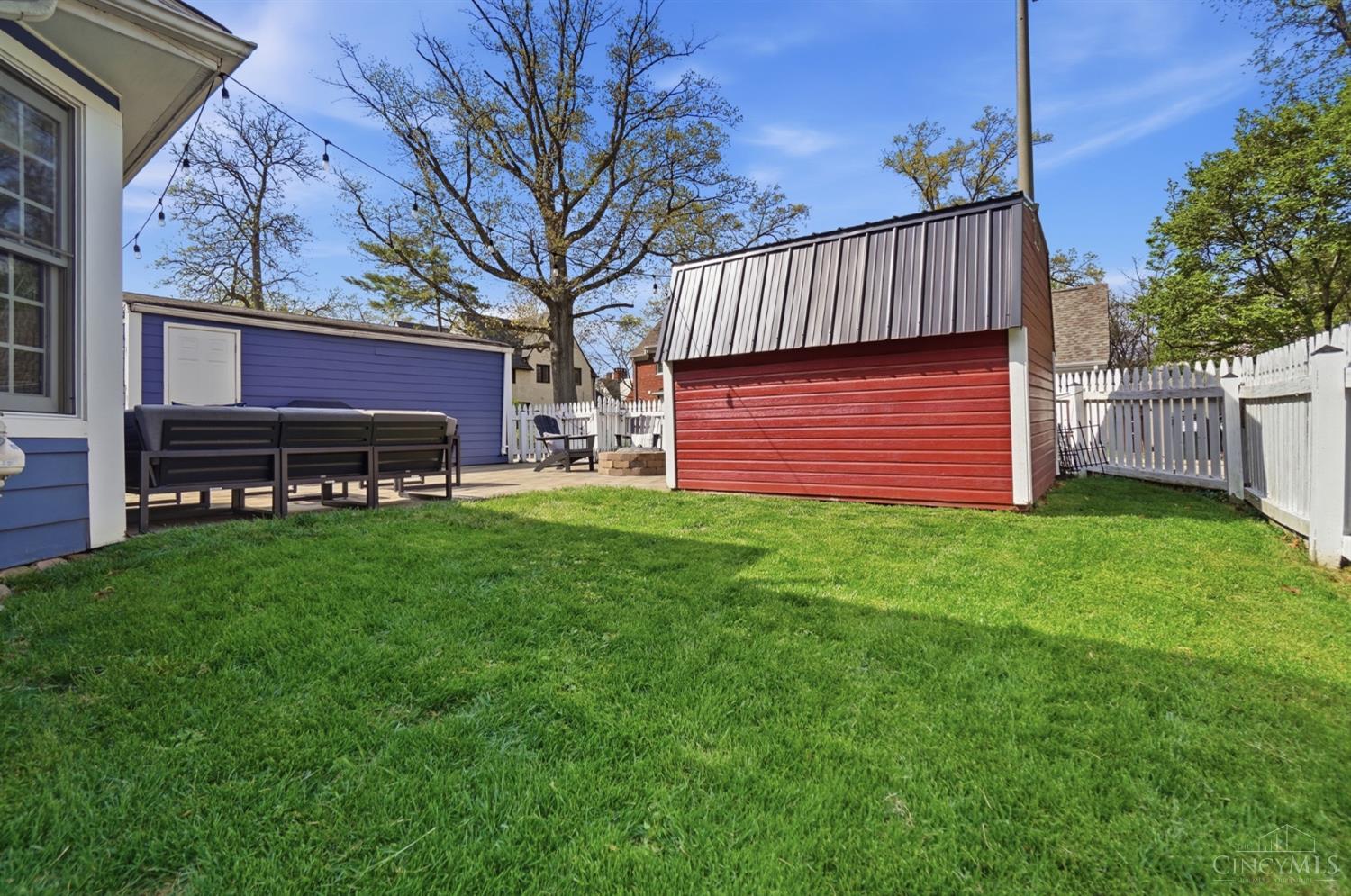 6640 Elm Street