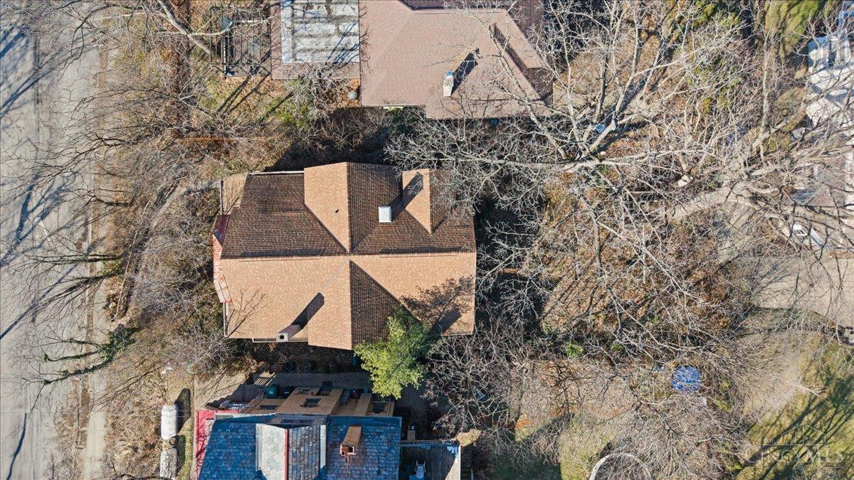 558 Howell Avenue