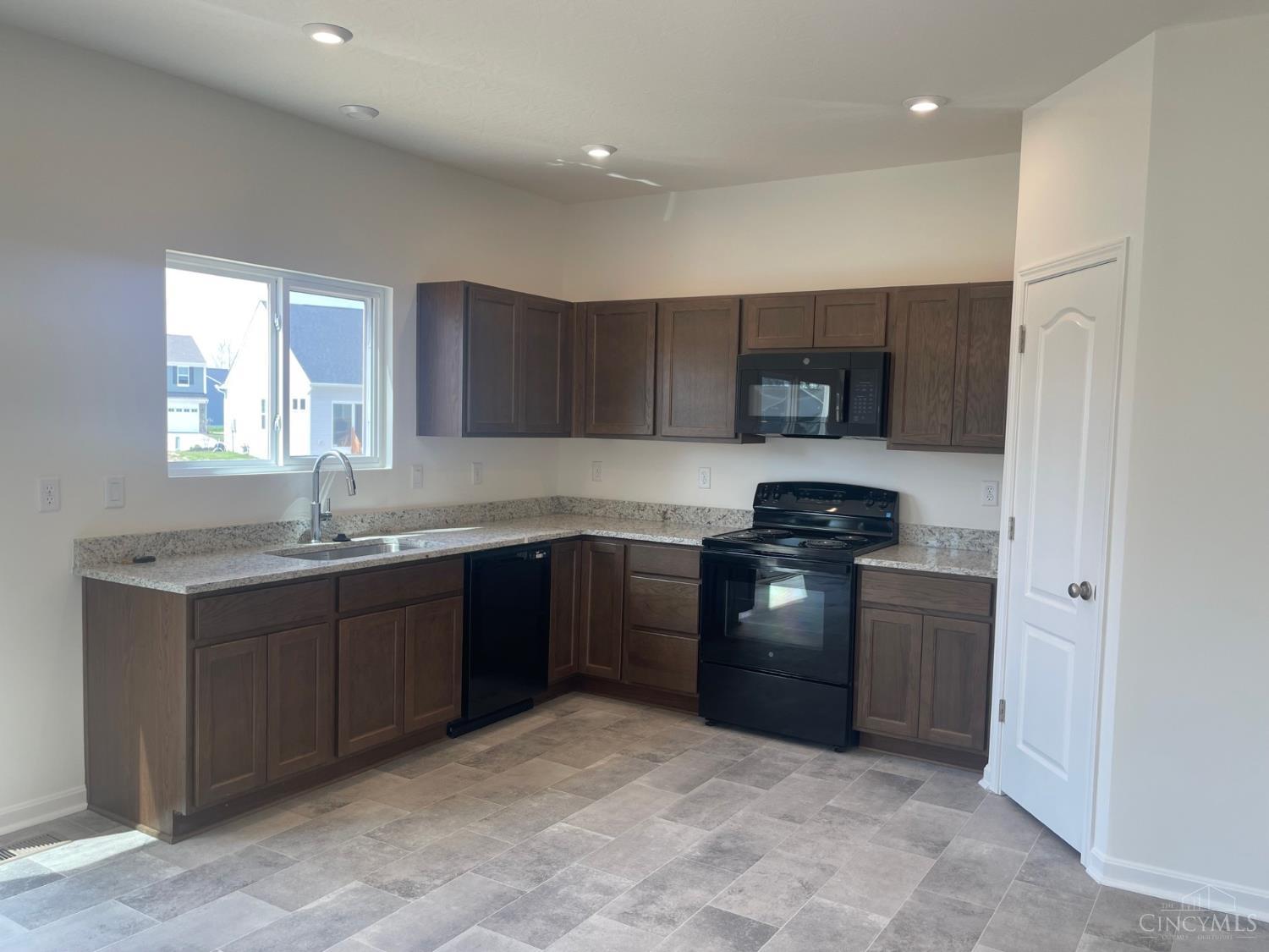9009 Caprock Court