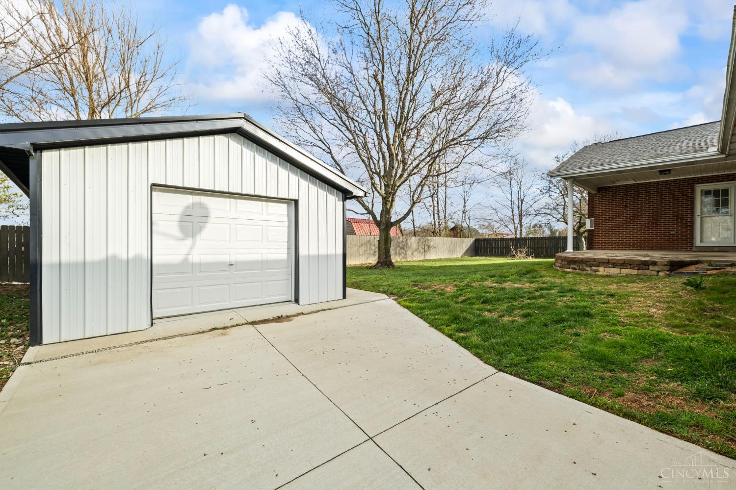 7306 Fairground Road