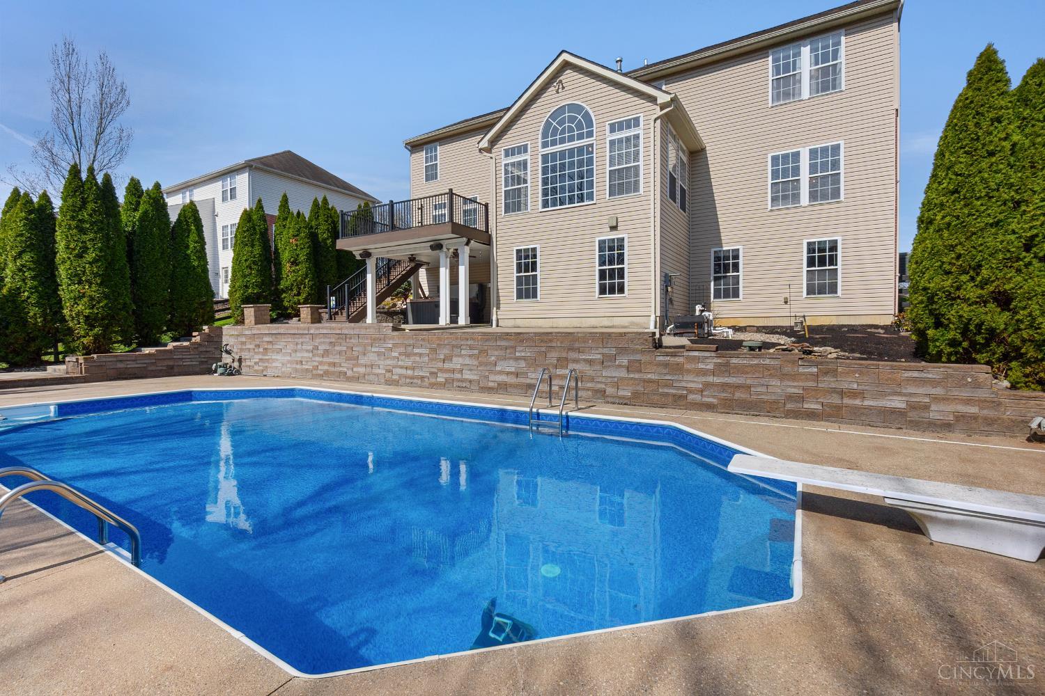 5290 Poets Way