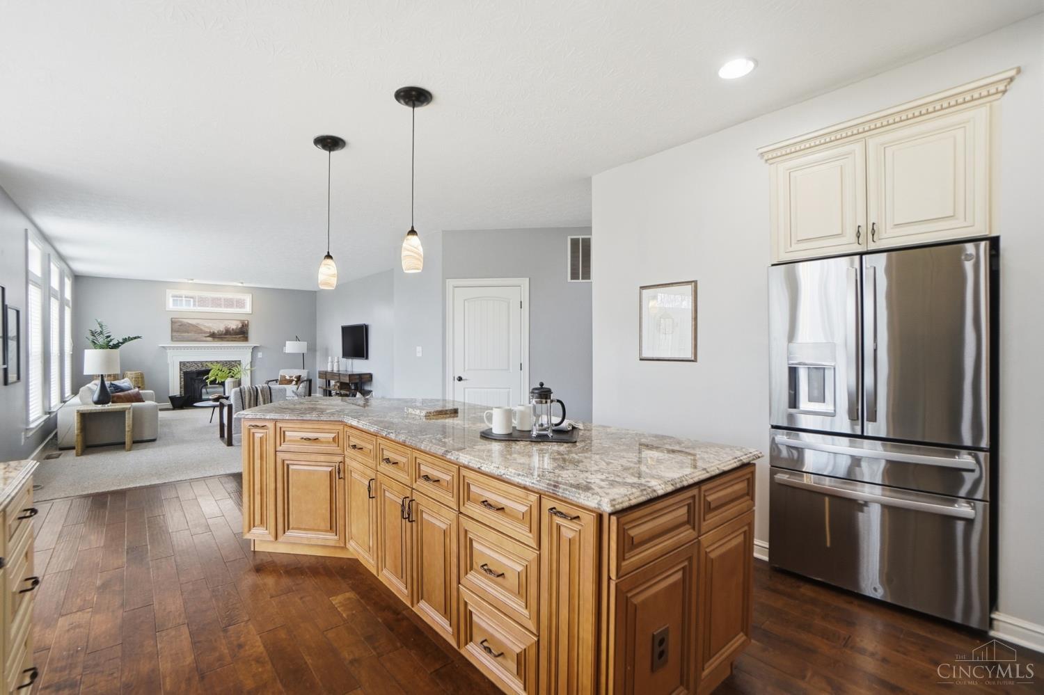5290 Poets Way