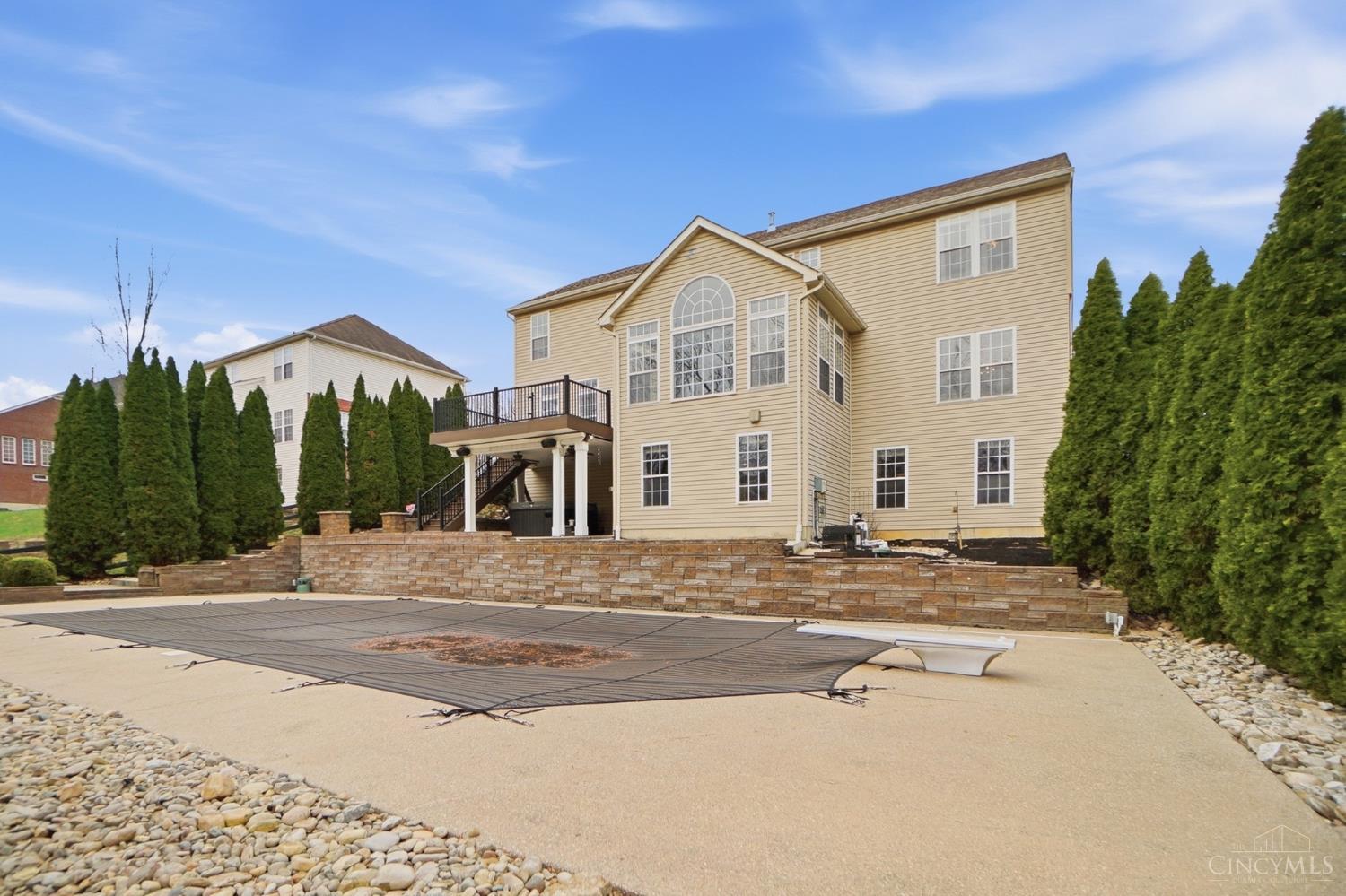 5290 Poets Way
