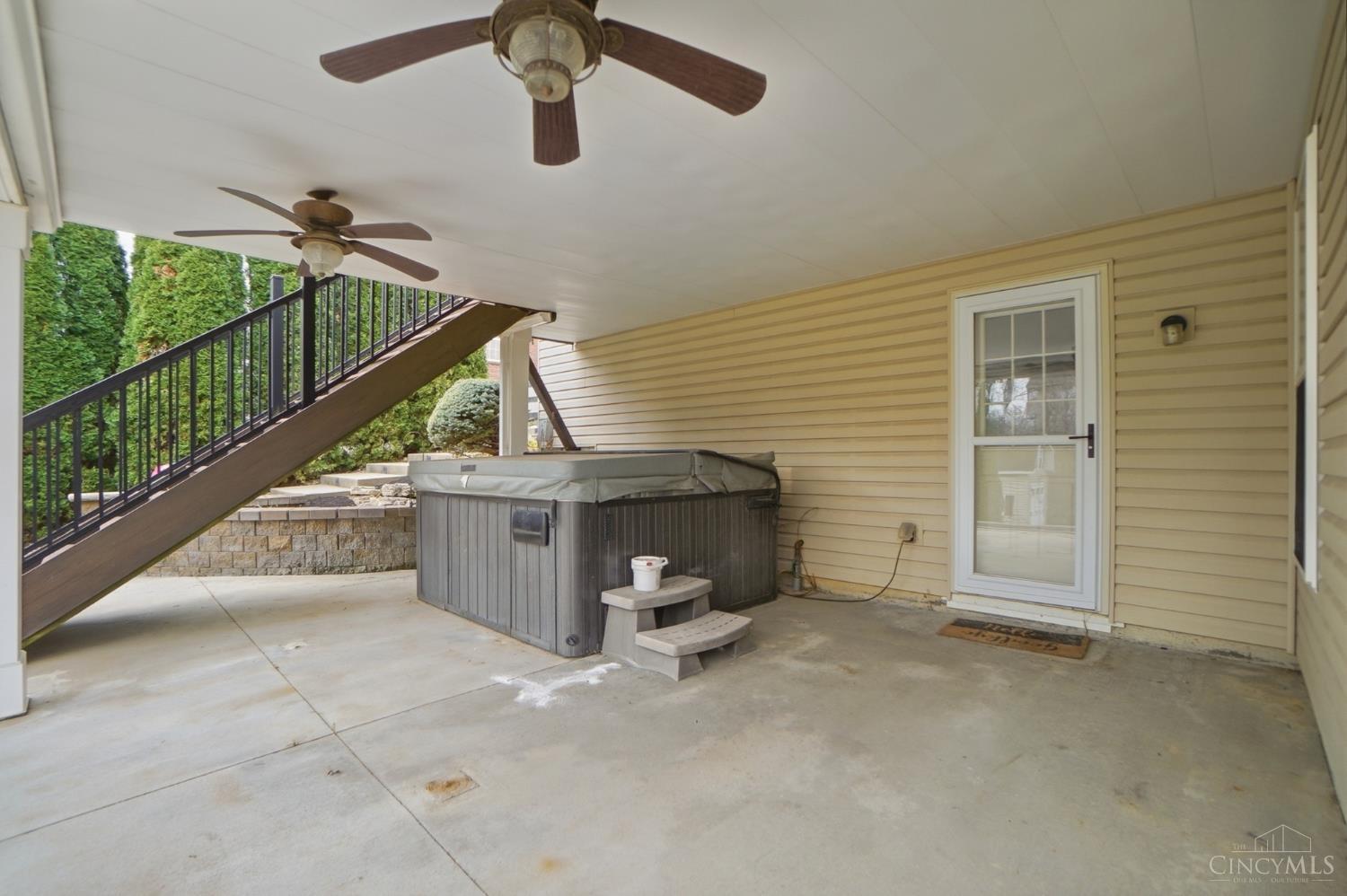 5290 Poets Way