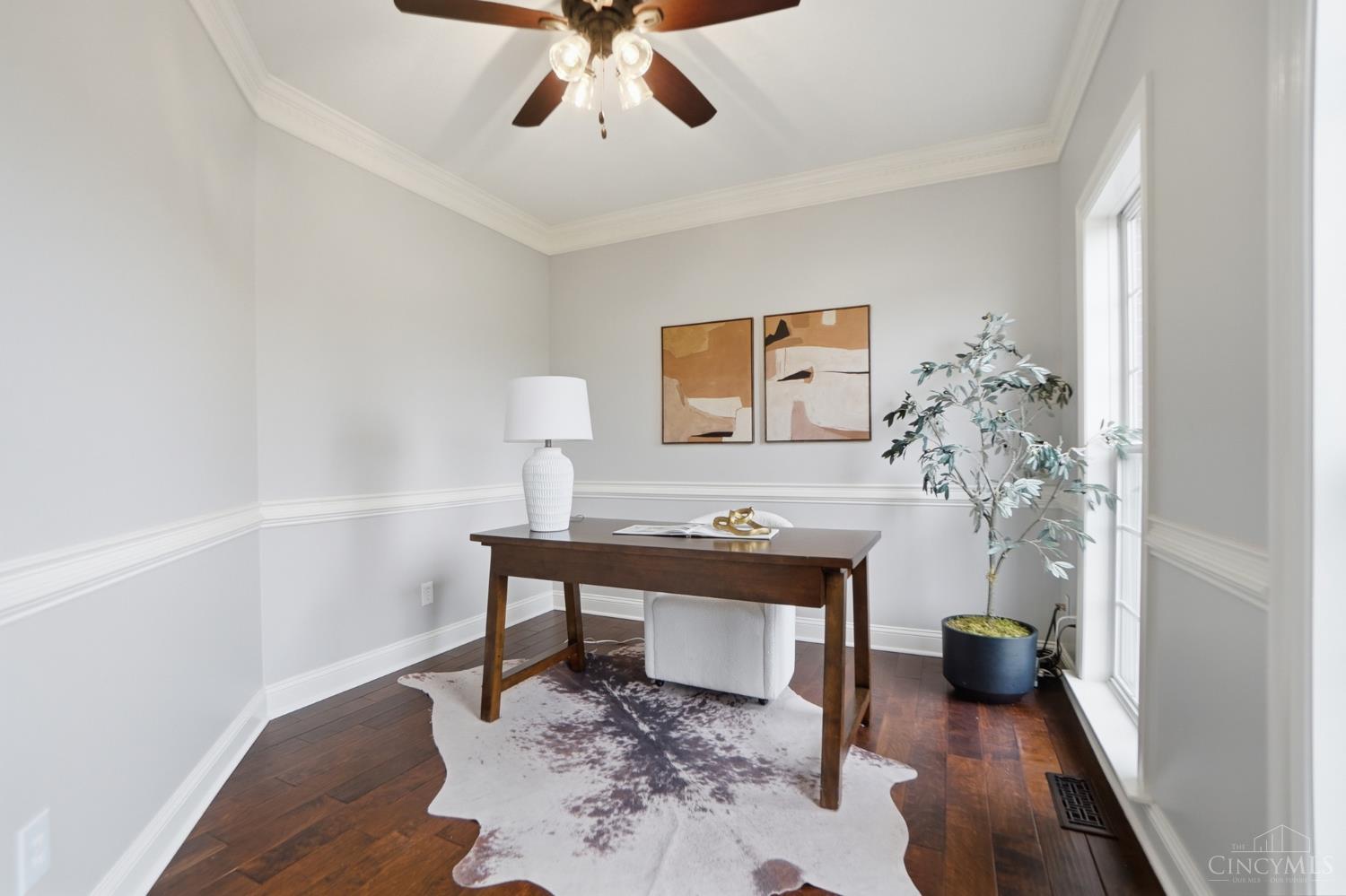 5290 Poets Way