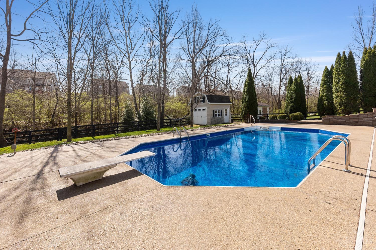 5290 Poets Way