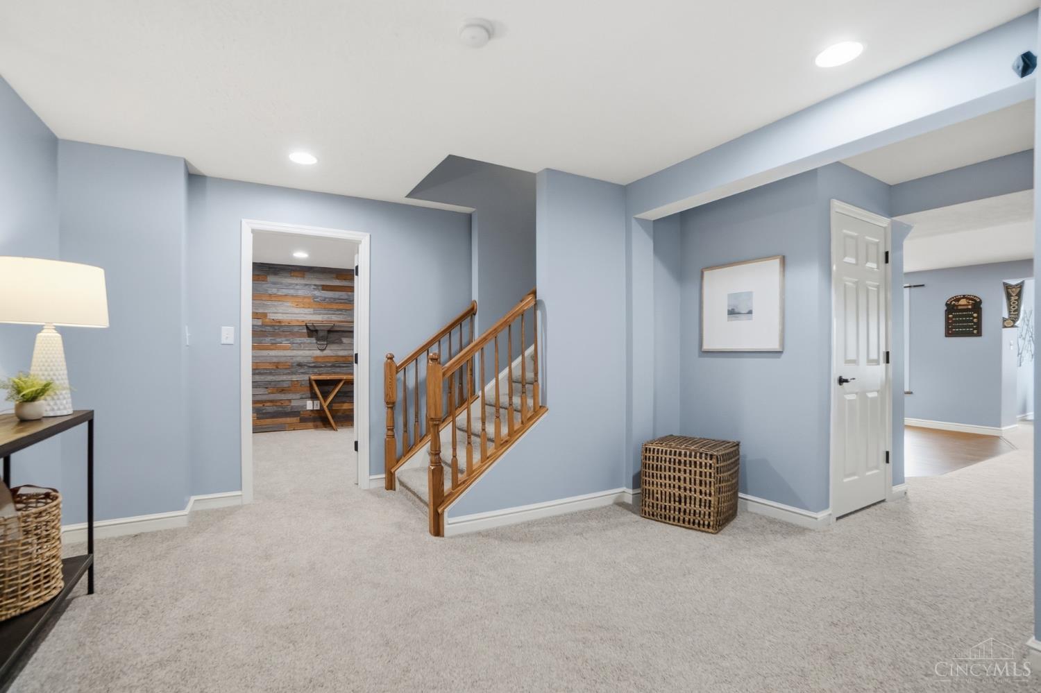 5290 Poets Way