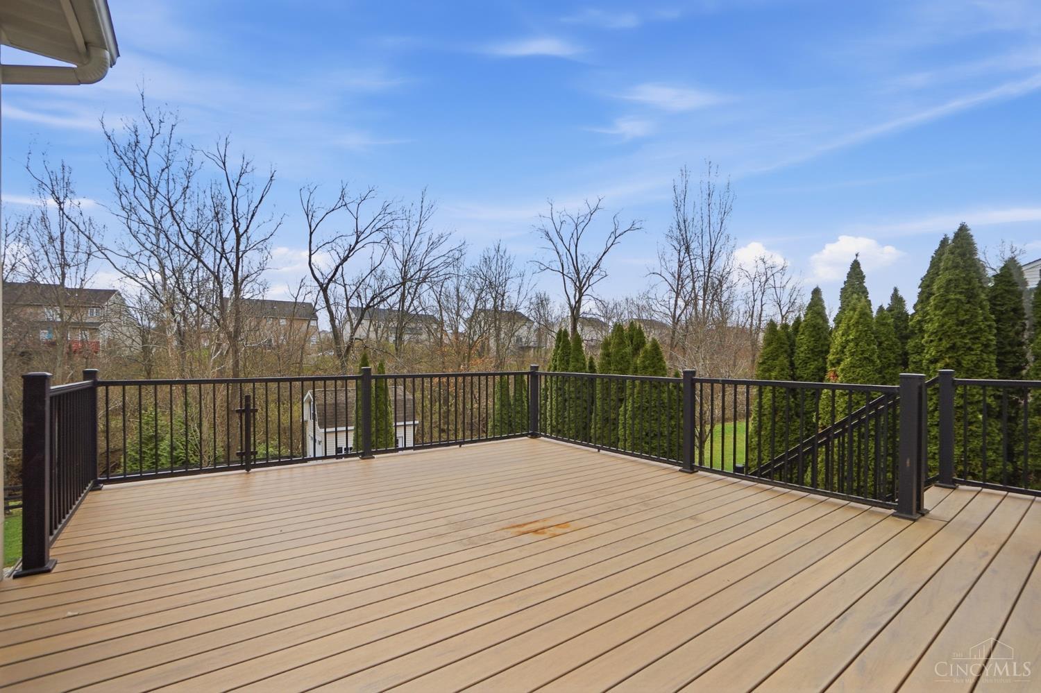 5290 Poets Way