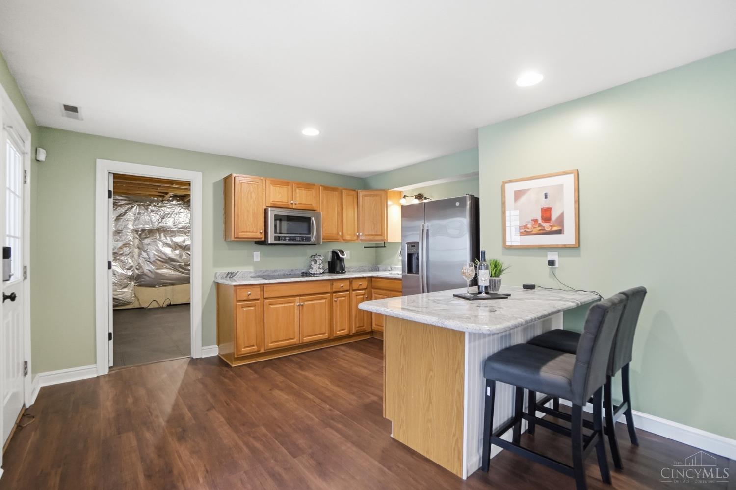 5290 Poets Way