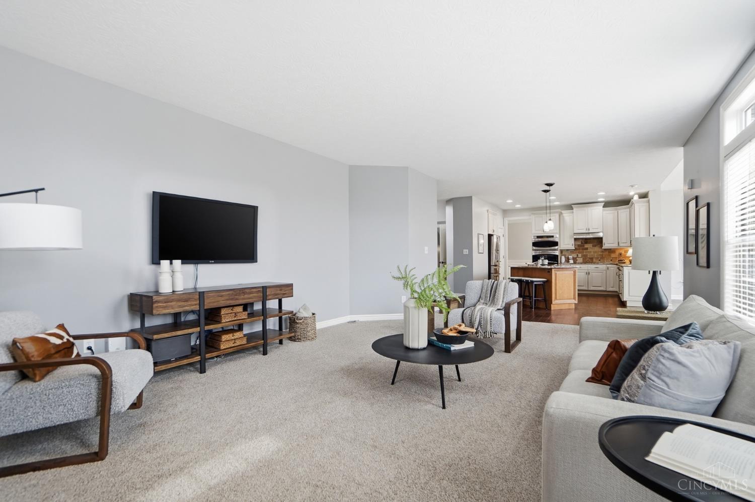 5290 Poets Way