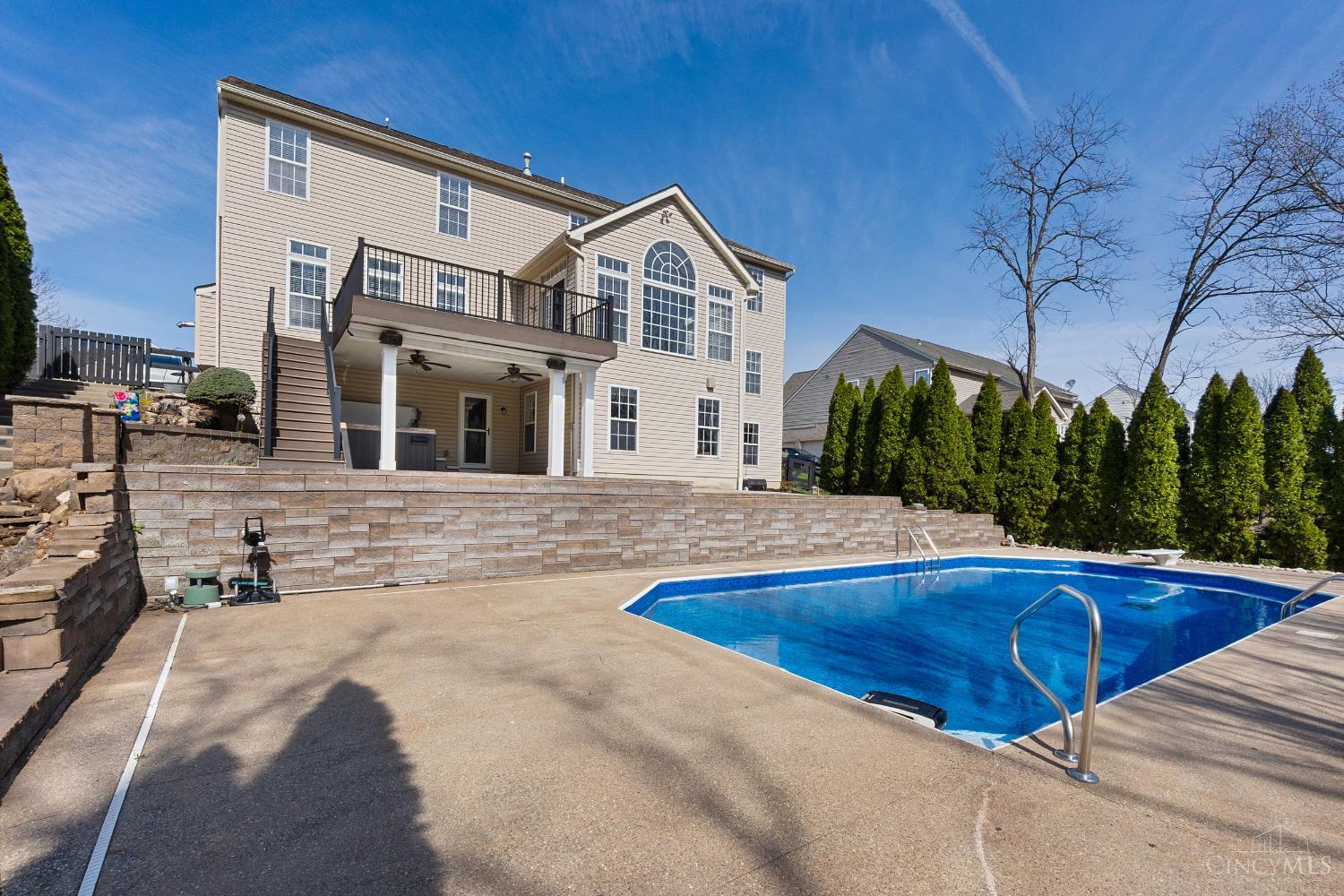 5290 Poets Way