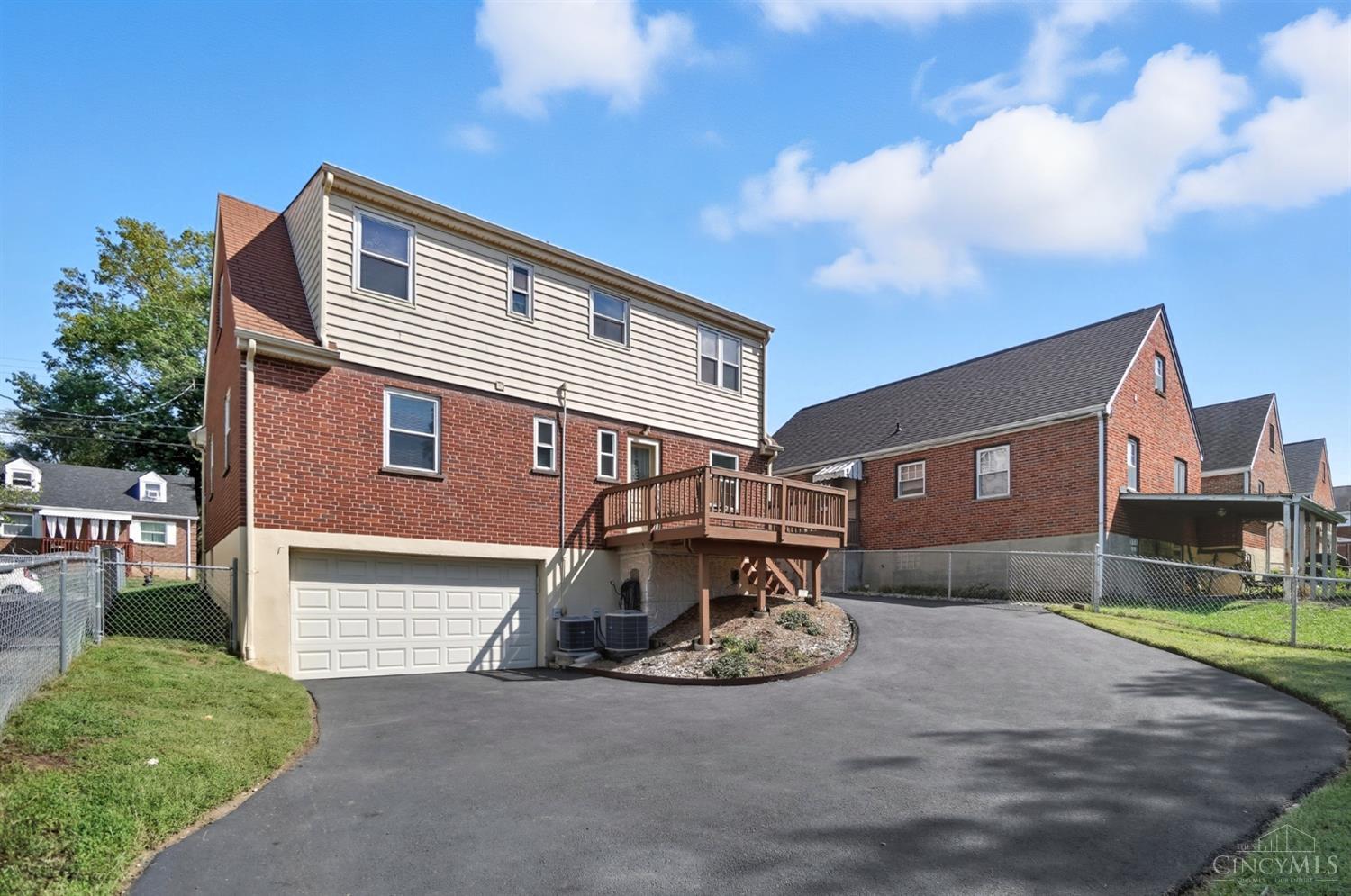 3795 Meadowlark Lane