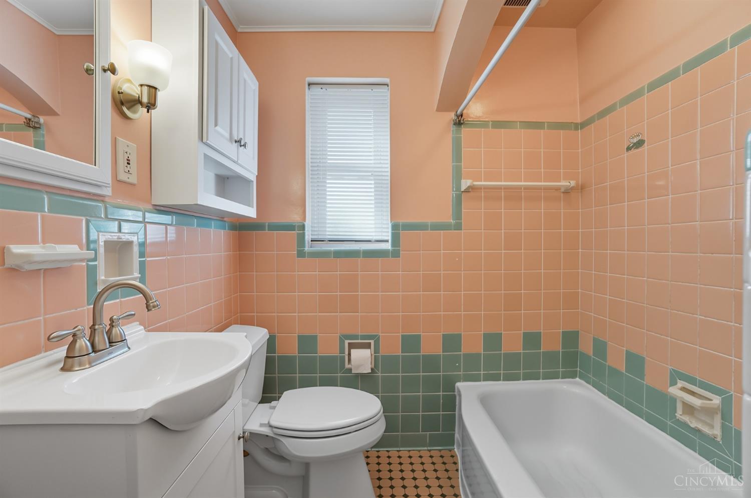 3795 Meadowlark Lane