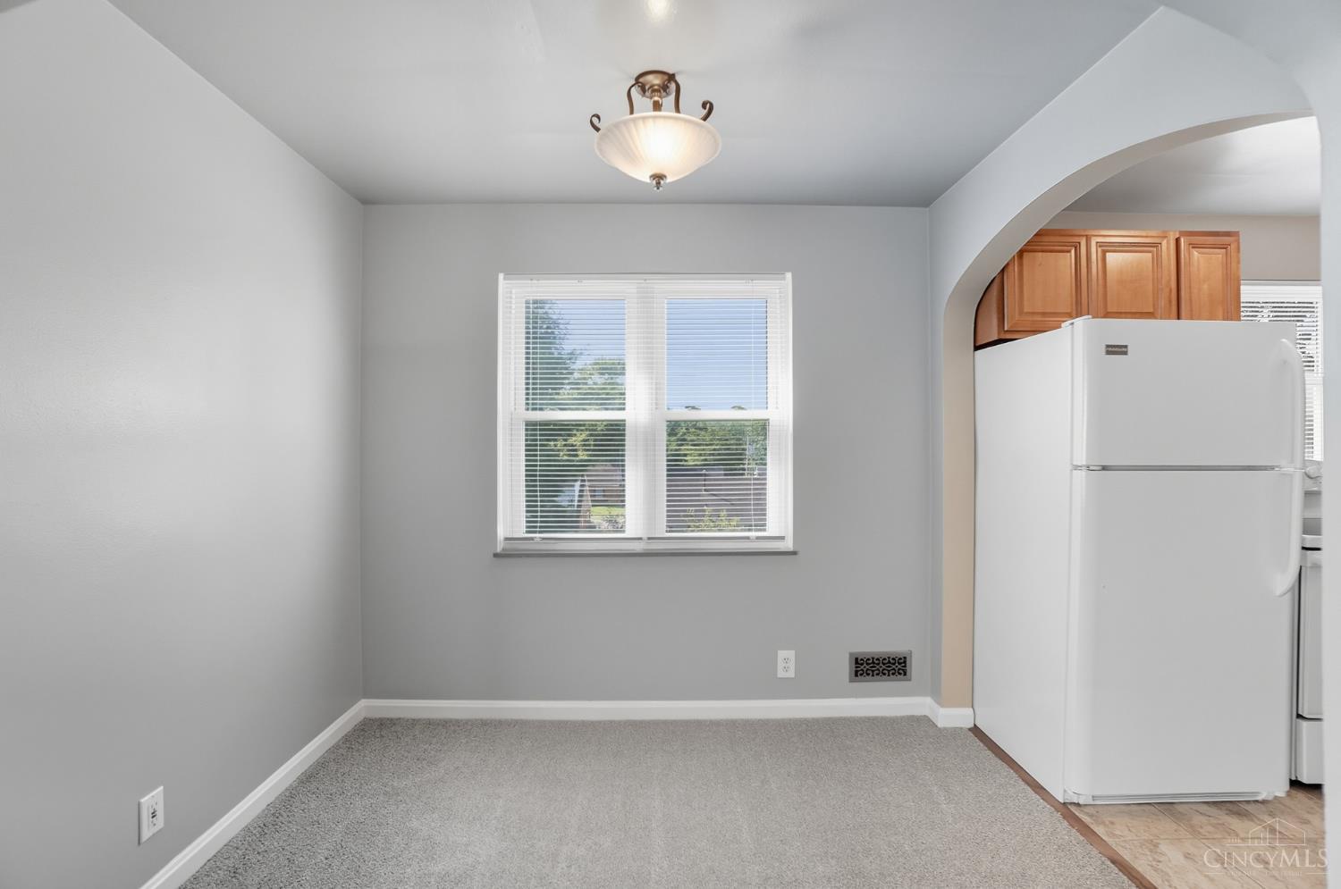 3795 Meadowlark Lane