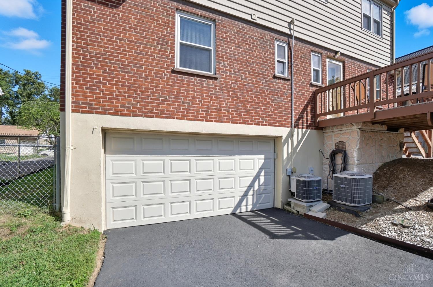 3795 Meadowlark Lane