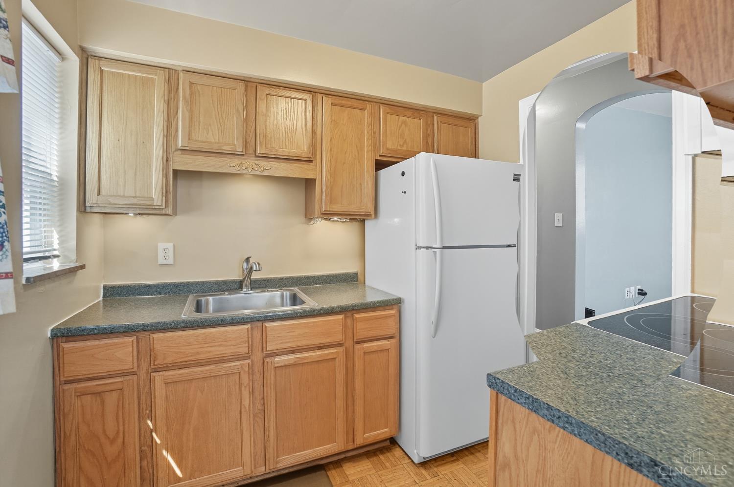 3795 Meadowlark Lane