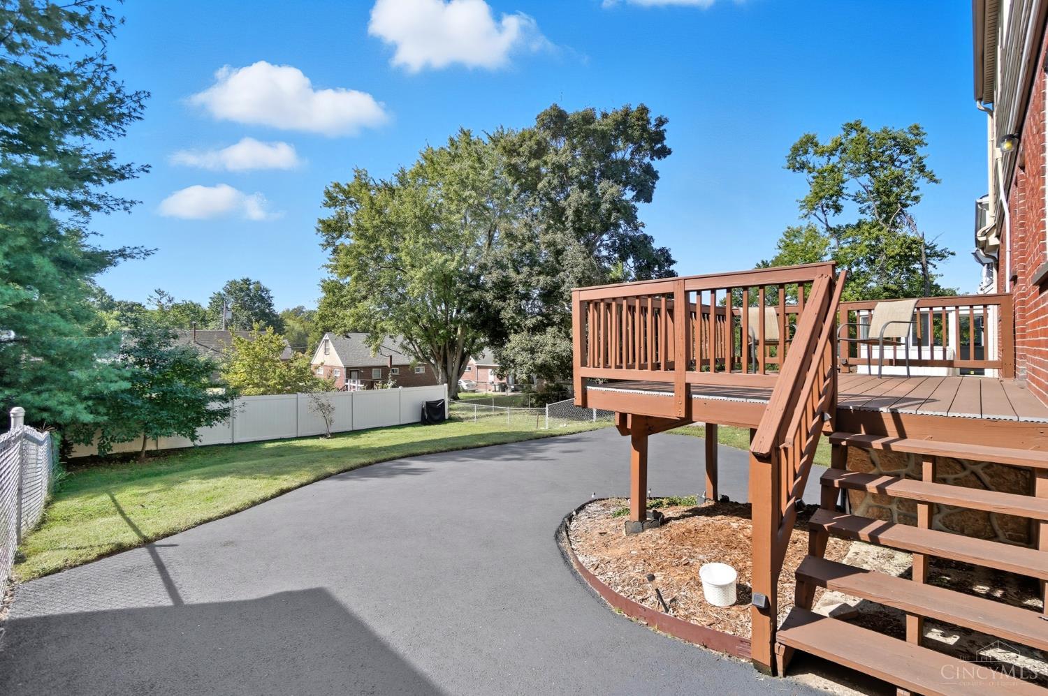 3795 Meadowlark Lane