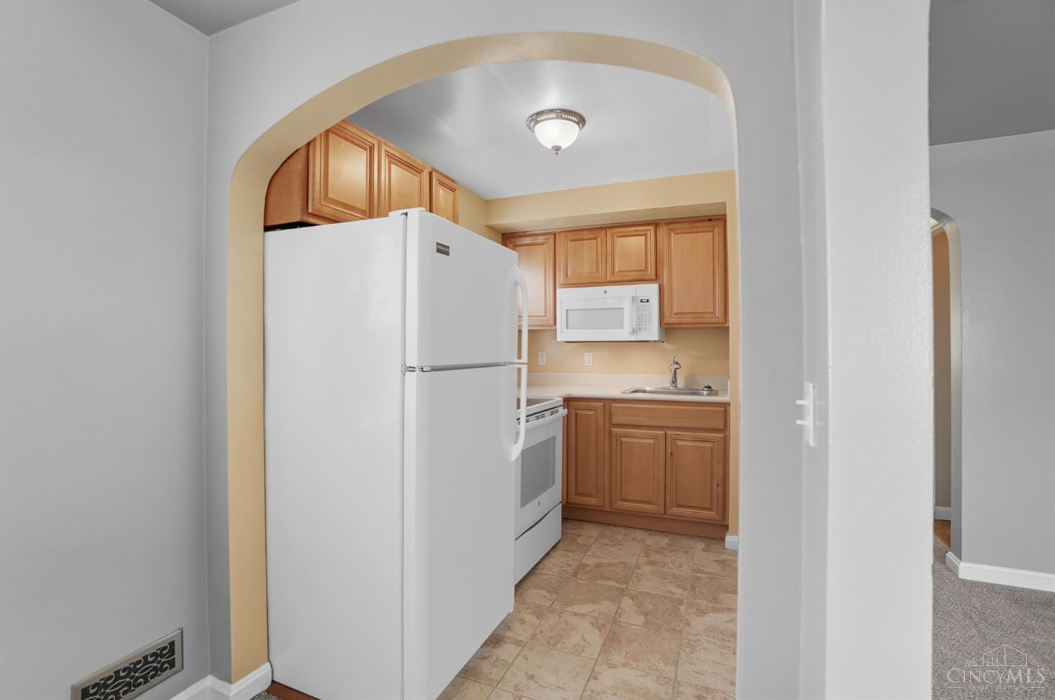 3795 Meadowlark Lane