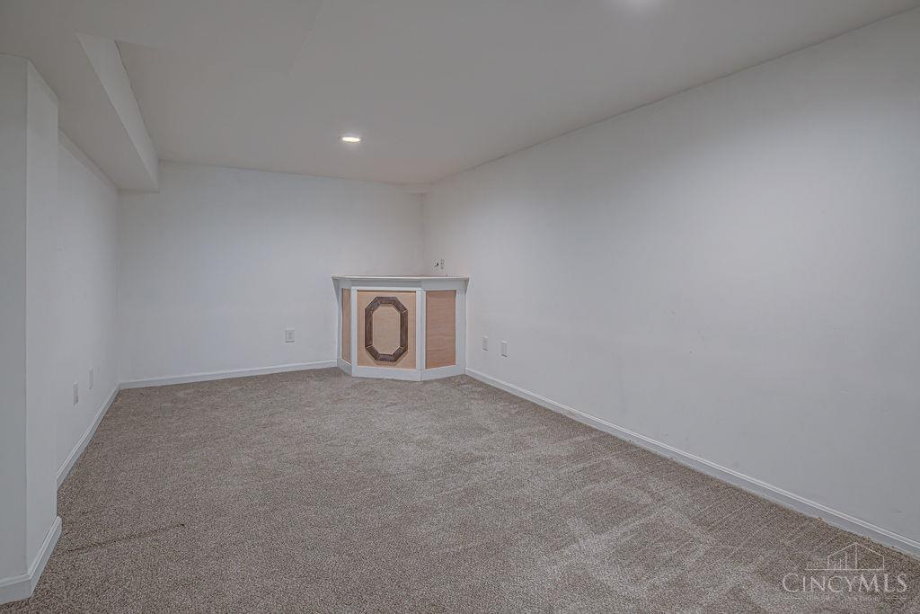 4924 Alvernovalley Court