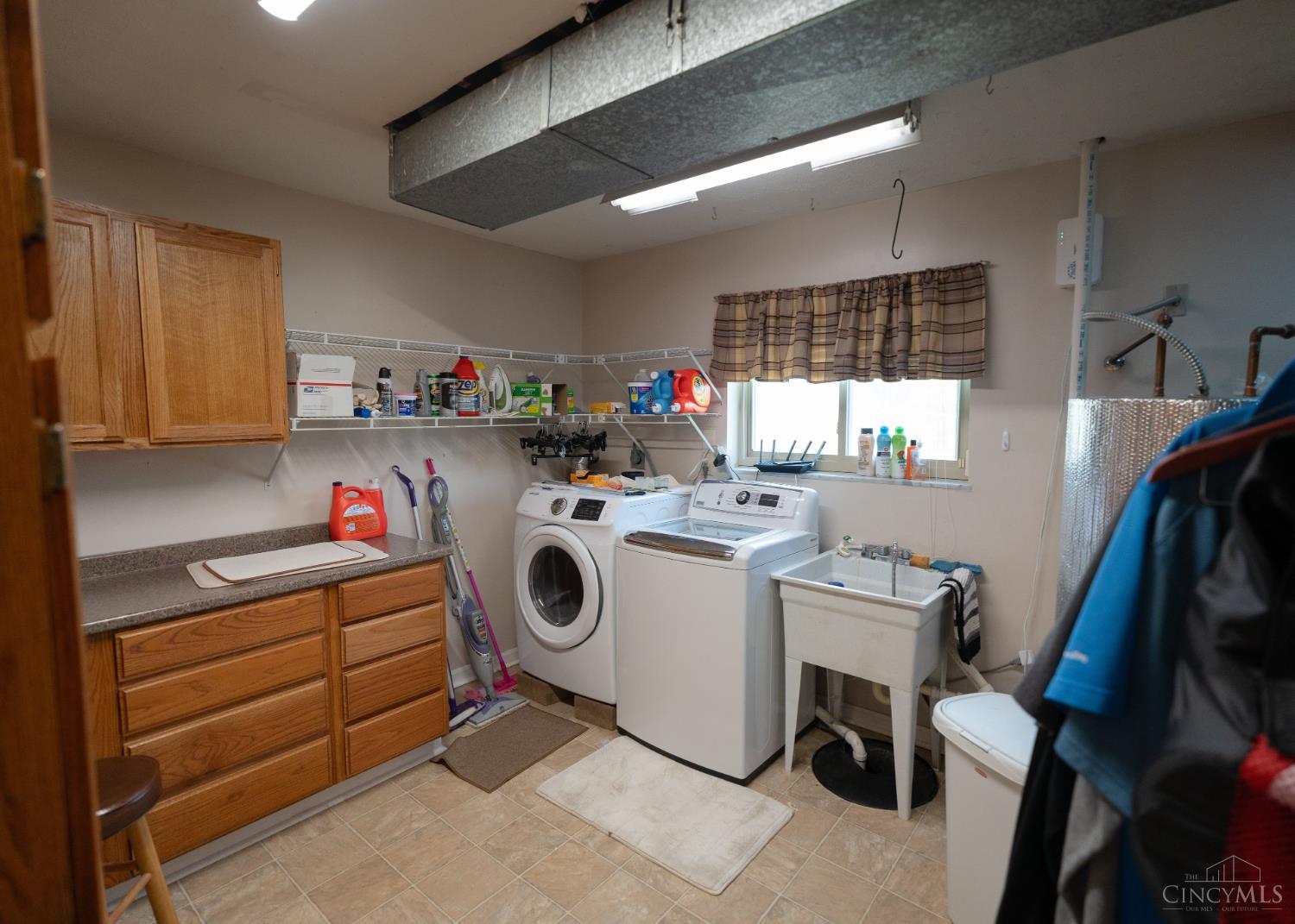 5912 Coachmont Drive