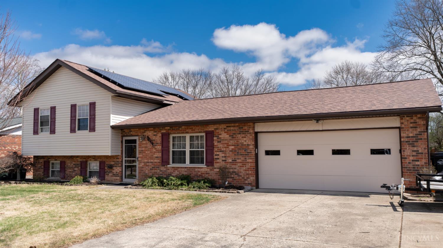 5912 Coachmont Drive